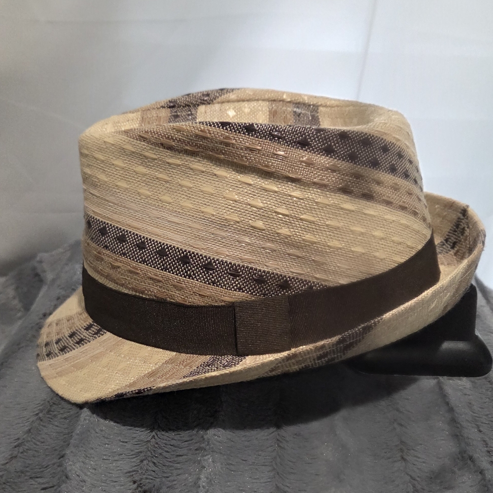 Jessica Simpson Stylish Tan and Brown Fedora Hat